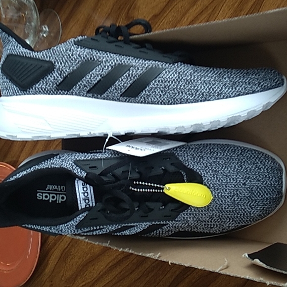 NWT Adidas Duramo 9 Size 12 Running shoes - Picture 1 of 5